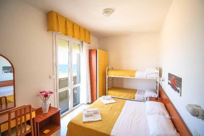 Hotel Carnaby Rimini Eksteriør bilde
